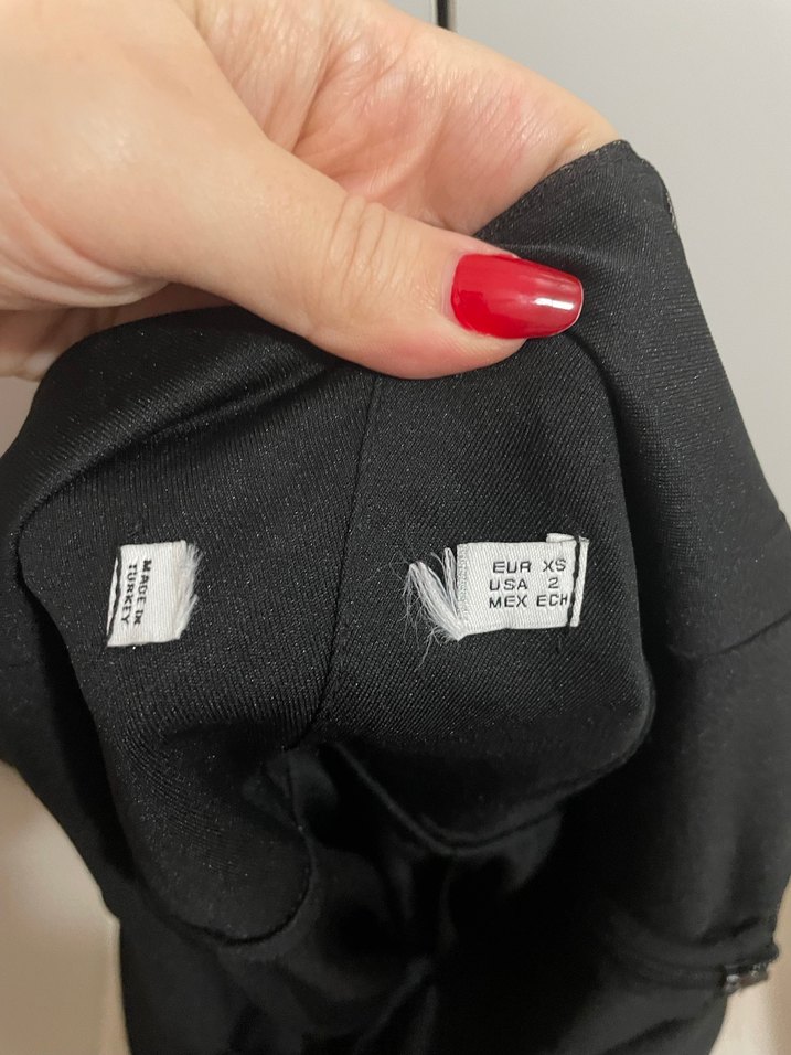 V Yaka Siyah  Elbise - Görsel 2