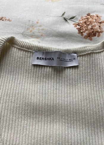 Krem V Yaka Kadın Kazak - Görsel 2