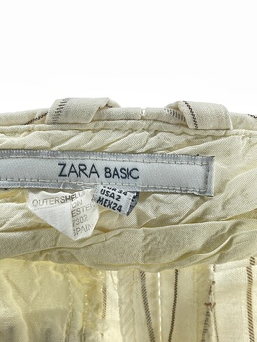 34 Beden beyaz Renk Zara Düz Kesim %70 İndirimli.
