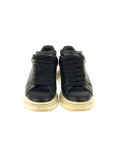 39 Beden Alexander McQueen Spor Ayakkabı %70 İndirimli.
