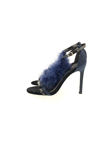 River Island Sandalet %70 İndirimli.