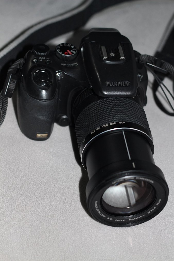 Finepix S200exr Yeni gibi - Görsel 3