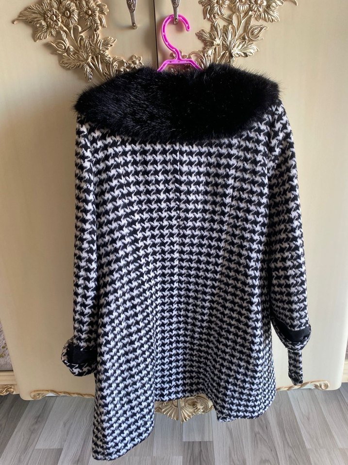 Kürk Detaylı Uzun Kadın Gri Kaban - Görsel 2