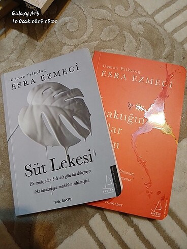 Esra Ezmeci kitap
