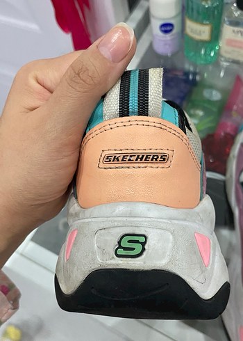 36 Beden Skechers kadın spor ayakkabı
