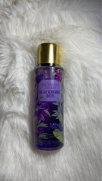 Victoria Secret Blackberry Bite Body Mist
