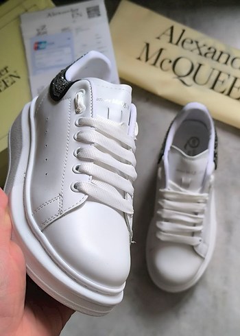 Alexander McQueen 38