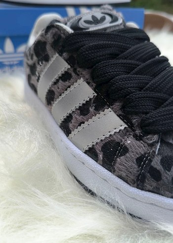 Gri Desenli Adidas Kadın Spor Ayakkabı - Görsel 5