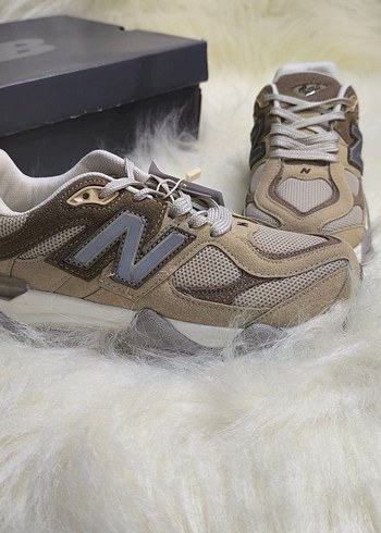 New Balance Kadın Krem Kahverengi Spor Ayakkabı - Görsel 4