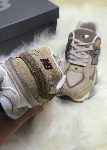 New Balance Kadın Krem Kahverengi Spor Ayakkabı - Görsel 3