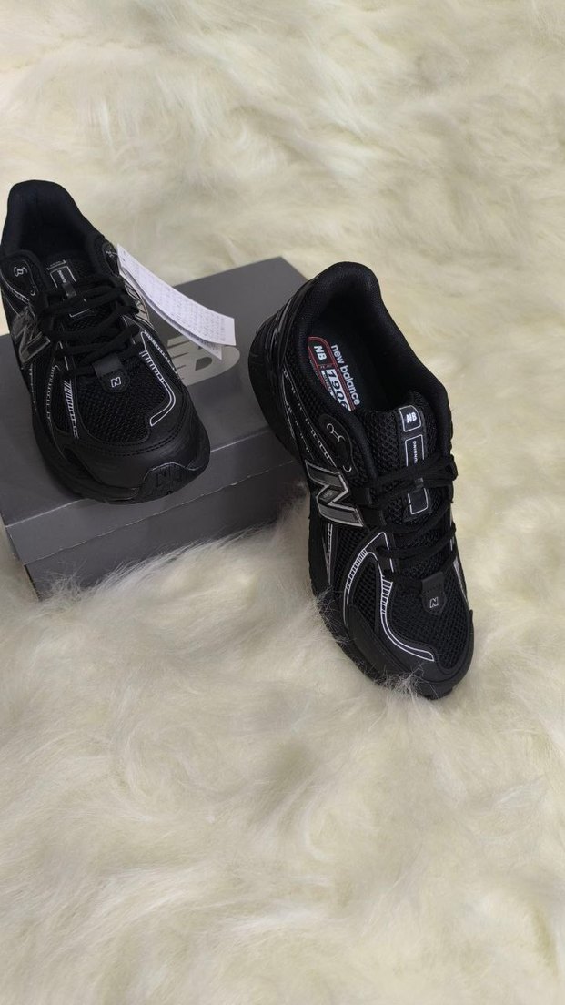 New Balance Siyah Erkek Spor Ayakkabı - Görsel 2