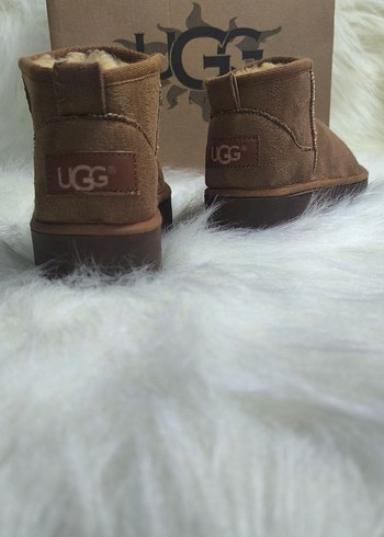 UGG Kadın Kahverengi Süet Dolgu Topuk Bot - Görsel 3