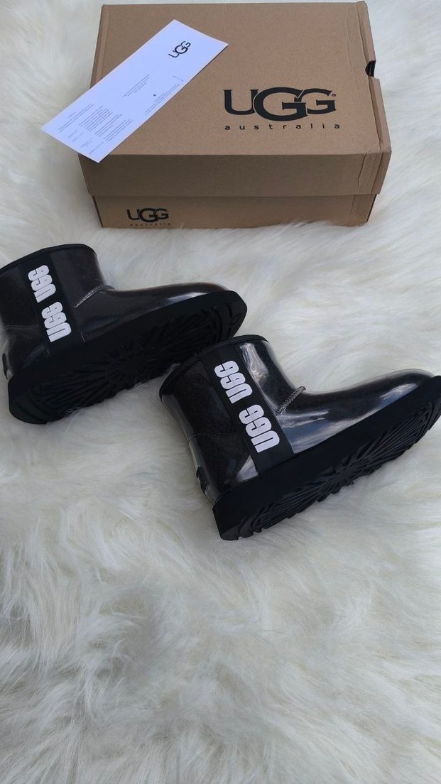 UGG Siyah Parlak Blok Topuklu Kadın Bot - Görsel 2