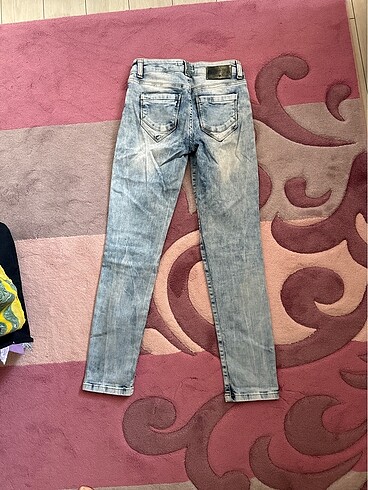 Tally Weijl Yırtık modelli jean