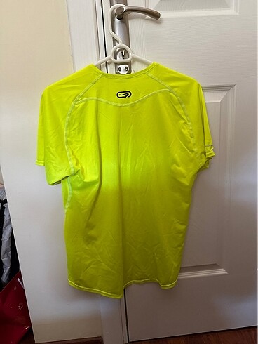 m Beden sarı Renk Decathlon erkek spor Tshirt