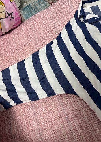 Düğmeli V Yaka Mavi Çizgili Kadın Gömlek - Görsel 5