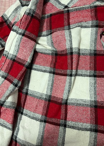 Düğmeli Kırmızı Gri Ekose Kadın Gömlek - Görsel 4