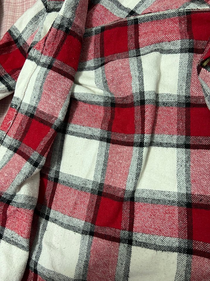 Düğmeli Kırmızı Gri Ekose Kadın Gömlek - Görsel 4