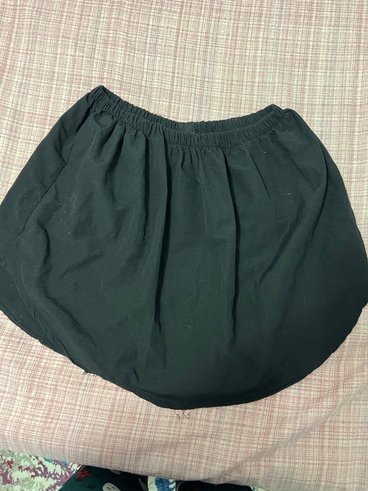 Düğmeli Siyah kalça kapatıcı - Görsel 2