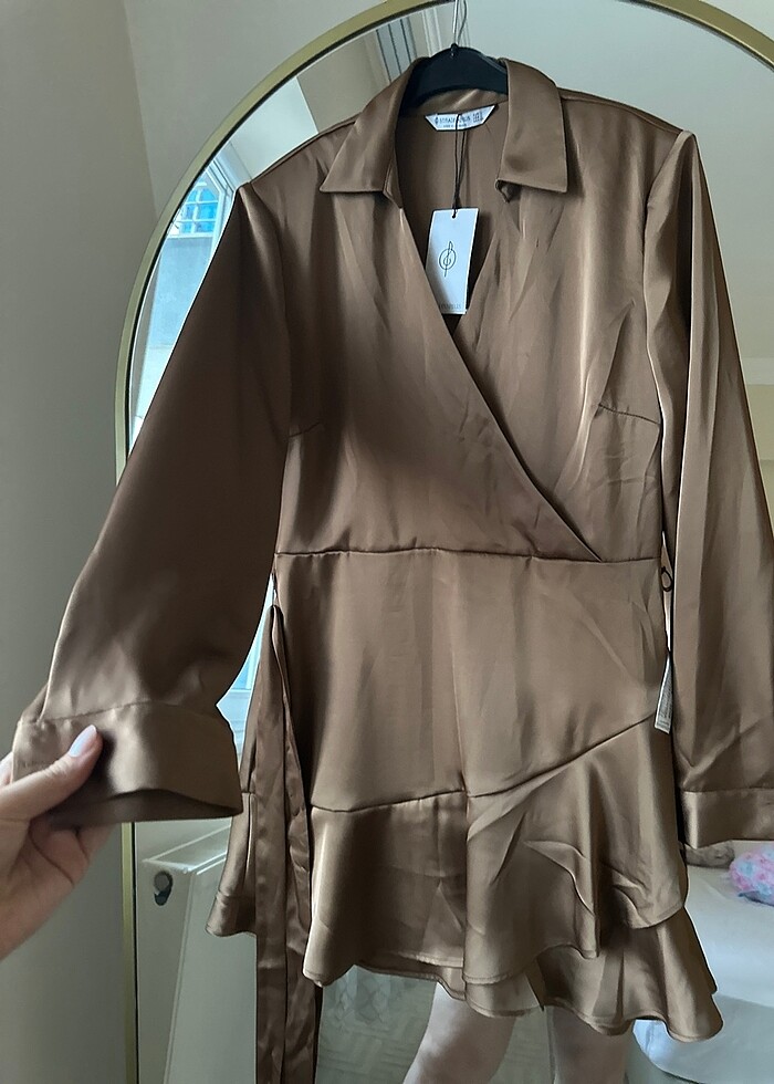 Mini camel rengi saten elbise - Görsel 3