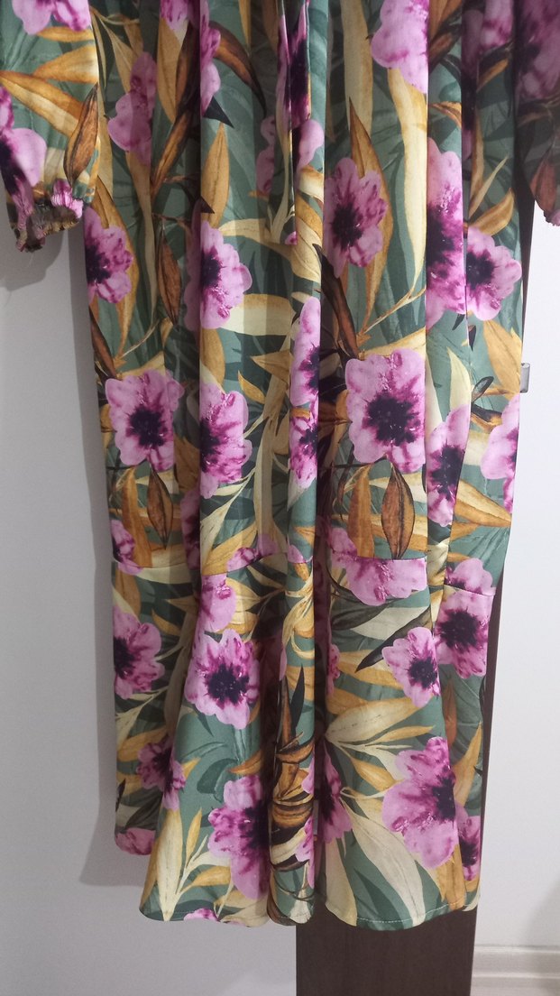 Çiçek Desenli Uzun Bohem Elbise - Görsel 3