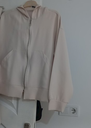 beyaz drapeli kadın takim - Görsel 6