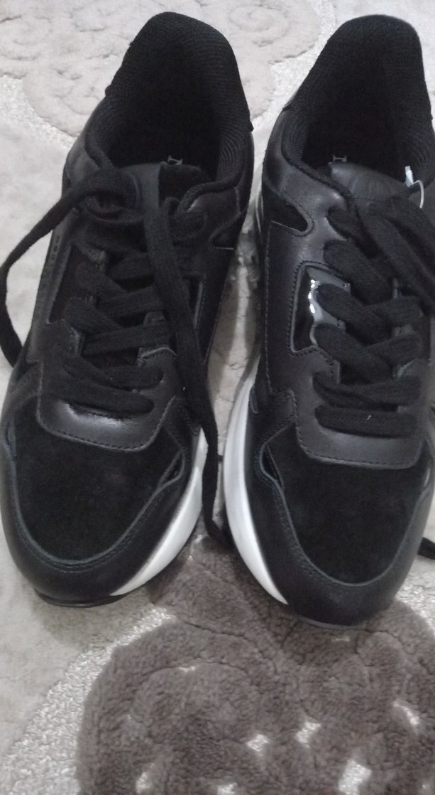 Siyah Bağcıklı Kadın Spor Ayakkabı - Görsel 2