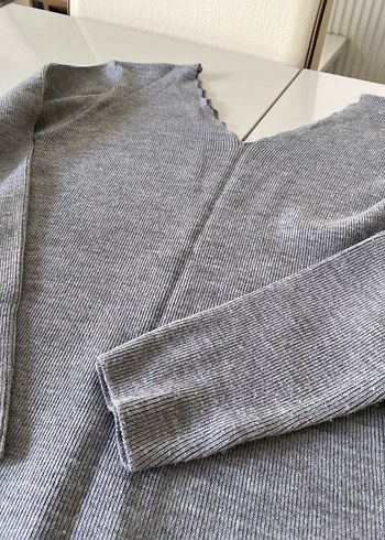 Gri V Yaka Uzun Kollu Triko Elbise - Görsel 3