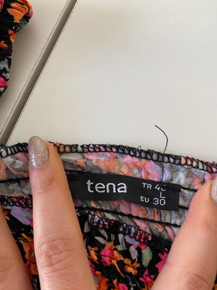 Çiçek Desenli Kısa Bohem Bluz - Görsel 3