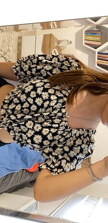 m Beden siyah Renk defacto çiçekli bluz