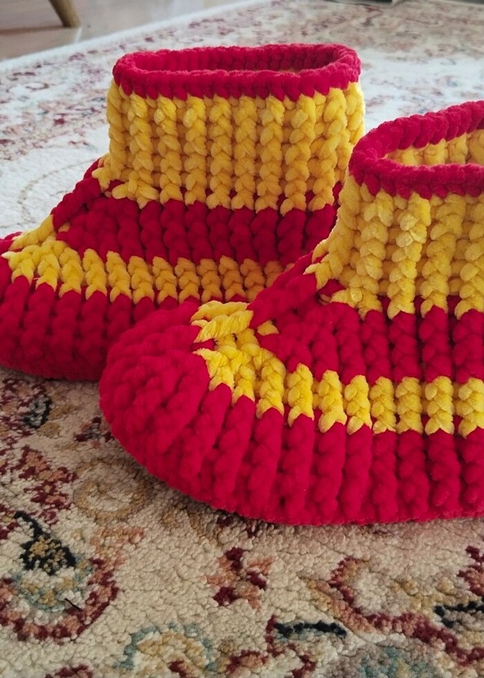 Taraftarlı panduf - Görsel 2