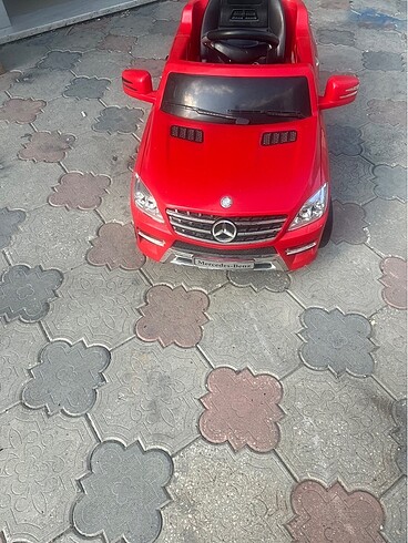 Mercedes benz akülü araba 12 volt sıfır ayarında sıfırı 22.000? 