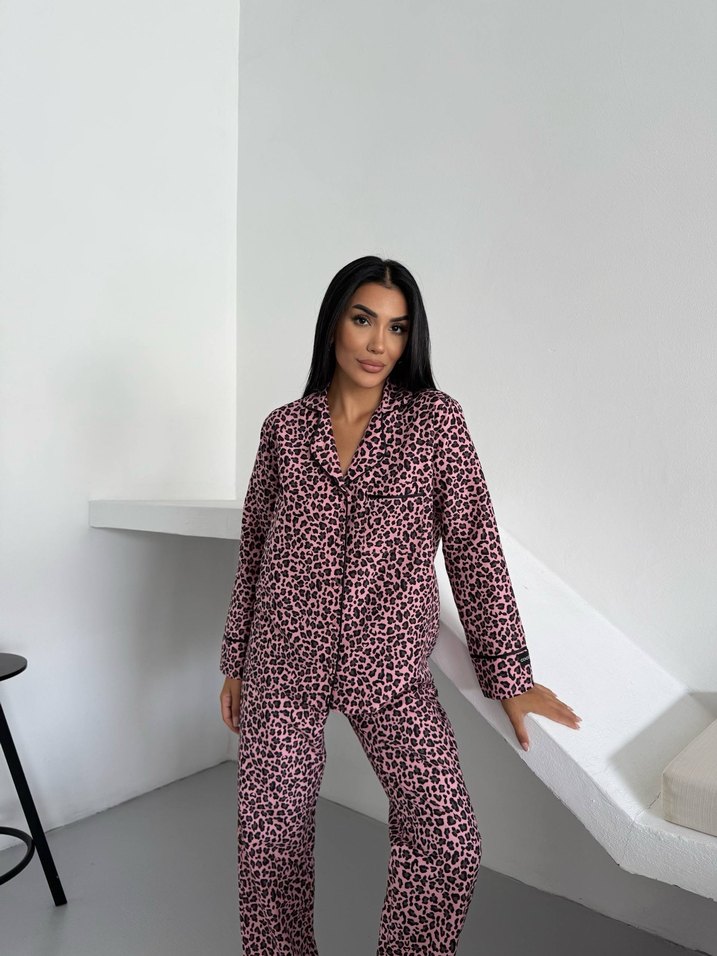 Leopar Desenli Uzun Kollu Pijama Takımı - Görsel 3