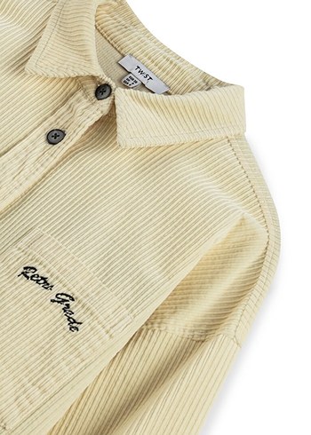 Düğmeli Bej Kadın Kısa Süet Gömlek - Görsel 3