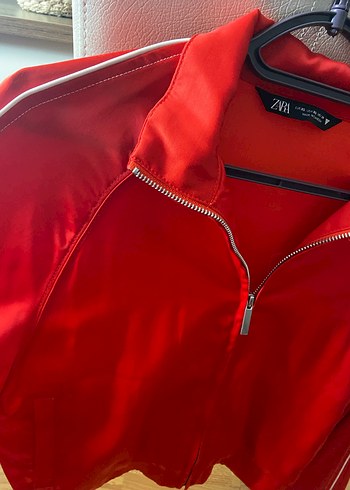 Kadın Kırmızı Parlak Fermuarlı Eşofman üstü - Görsel 3