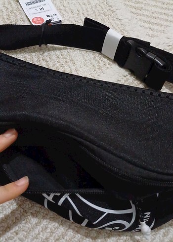 Fermuarlı Siyah bel çantası - Görsel 5