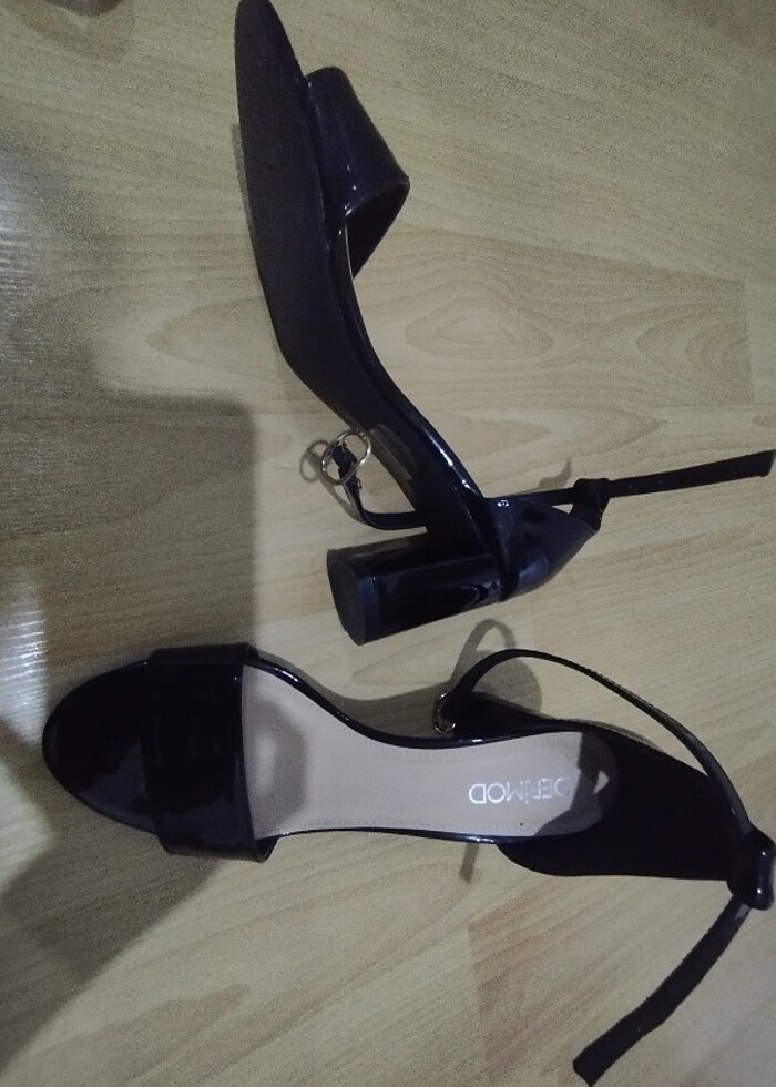 Derimod topuklu ayakkabı - Görsel 2