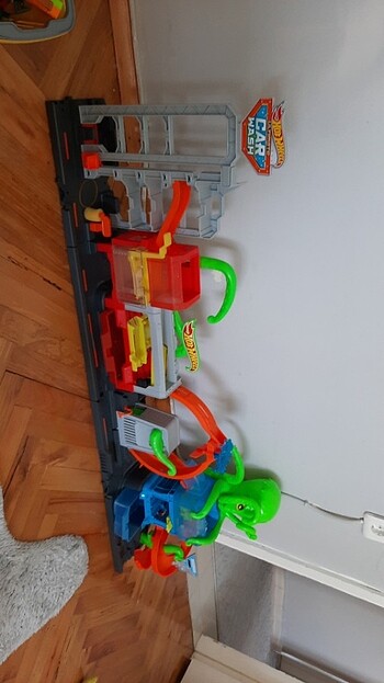 Hot wheels ahtapot seti