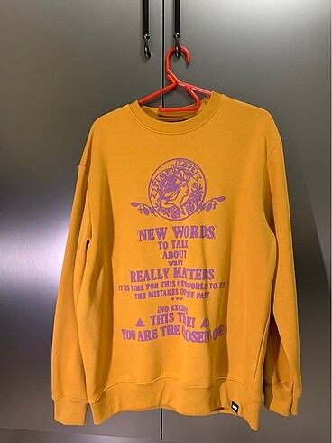 Pull And Bear