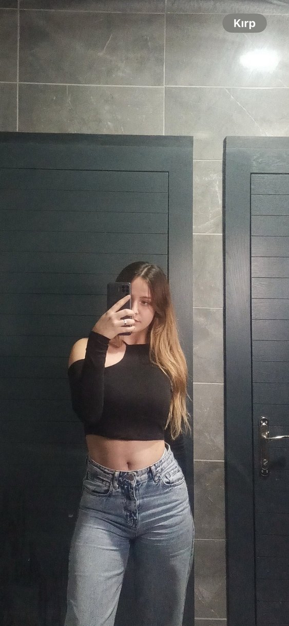 Siyah Tek Omuz Crop Top - Görsel 2