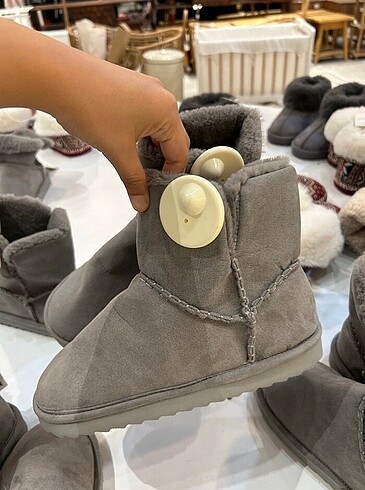 Oysho Oysho Ugg bot 37 numara