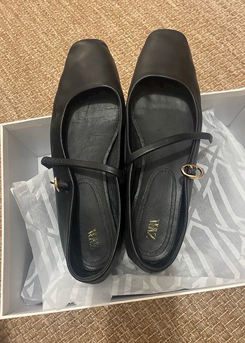 Siyah Tokalı Kadın Deri Babet Ayakkabı - Görsel 3