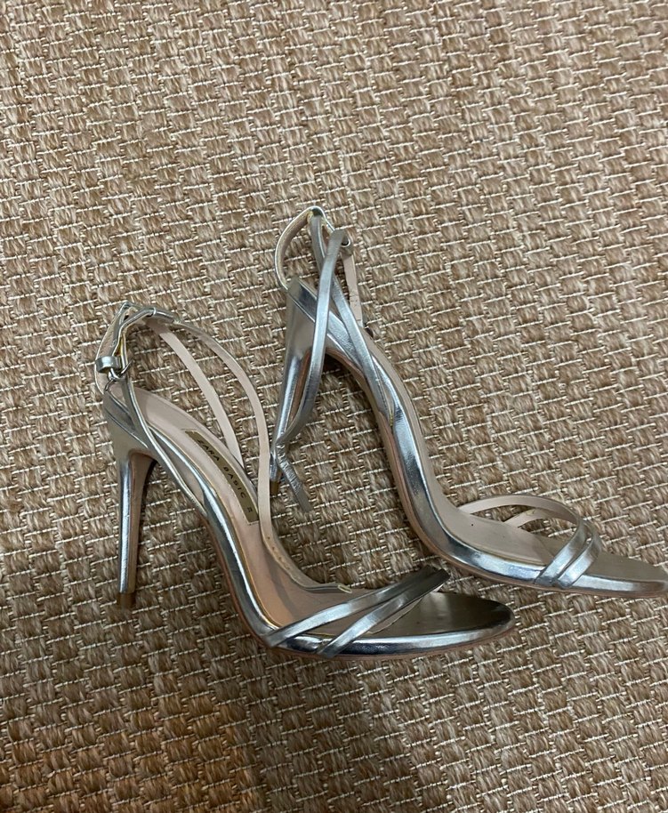 Zara Basic Gümüş Renk İnce Topuklu Kadın Ayakkabı - Görsel 2