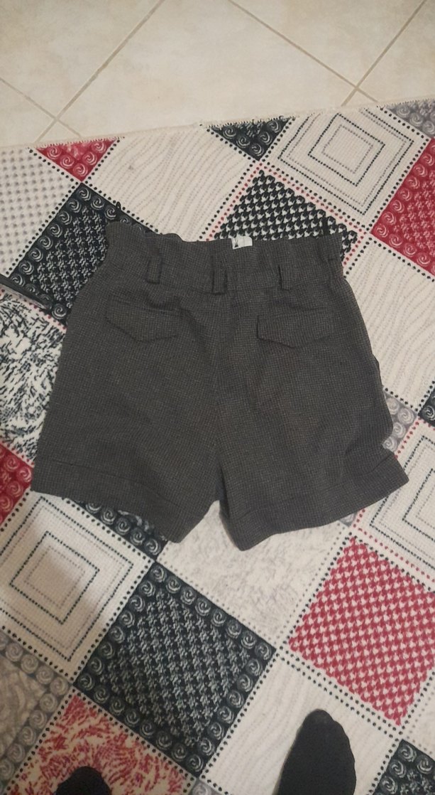 Gri Düğmeli Mini Şort - Görsel 3