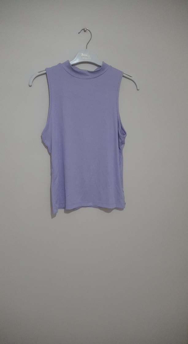 Mor Yüksek Yakalı Kadın Atlet - Görsel 3