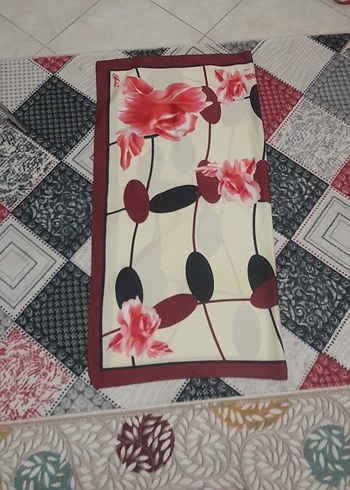 Kadın Çok Renkli Desenli Şal - Görsel 2