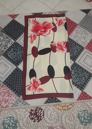 Kadın Çok Renkli Desenli Şal - Görsel 3