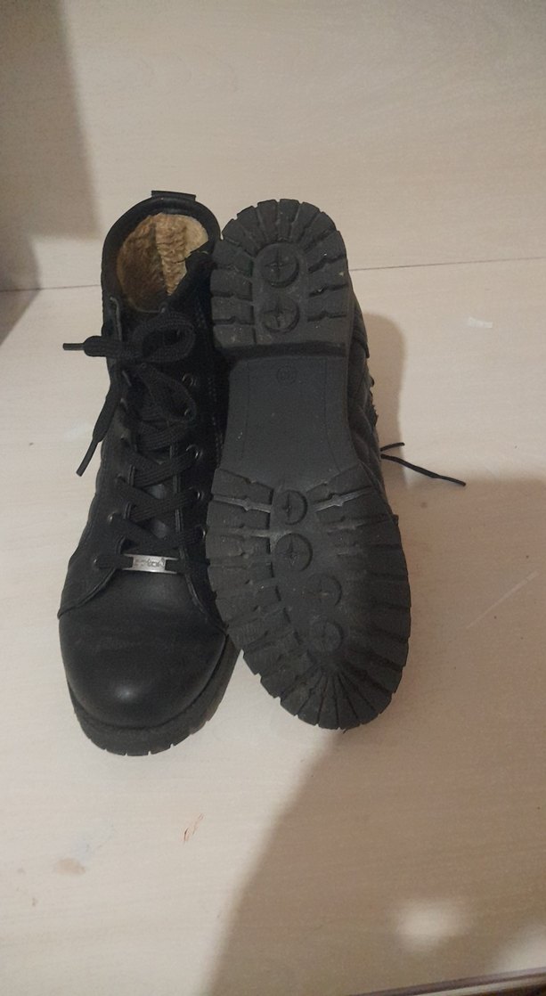 Siyah Deri Kadın Dolgu Topuklu Bot - Görsel 5