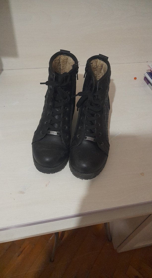 Siyah Deri Kadın Dolgu Topuklu Bot - Görsel 2