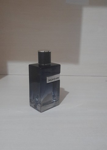 Yves Saint Laurent Siyah Minimalist Erkek Parfümü - Görsel 4